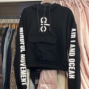Alo Yoga Graphic Half-Zip Hoodie